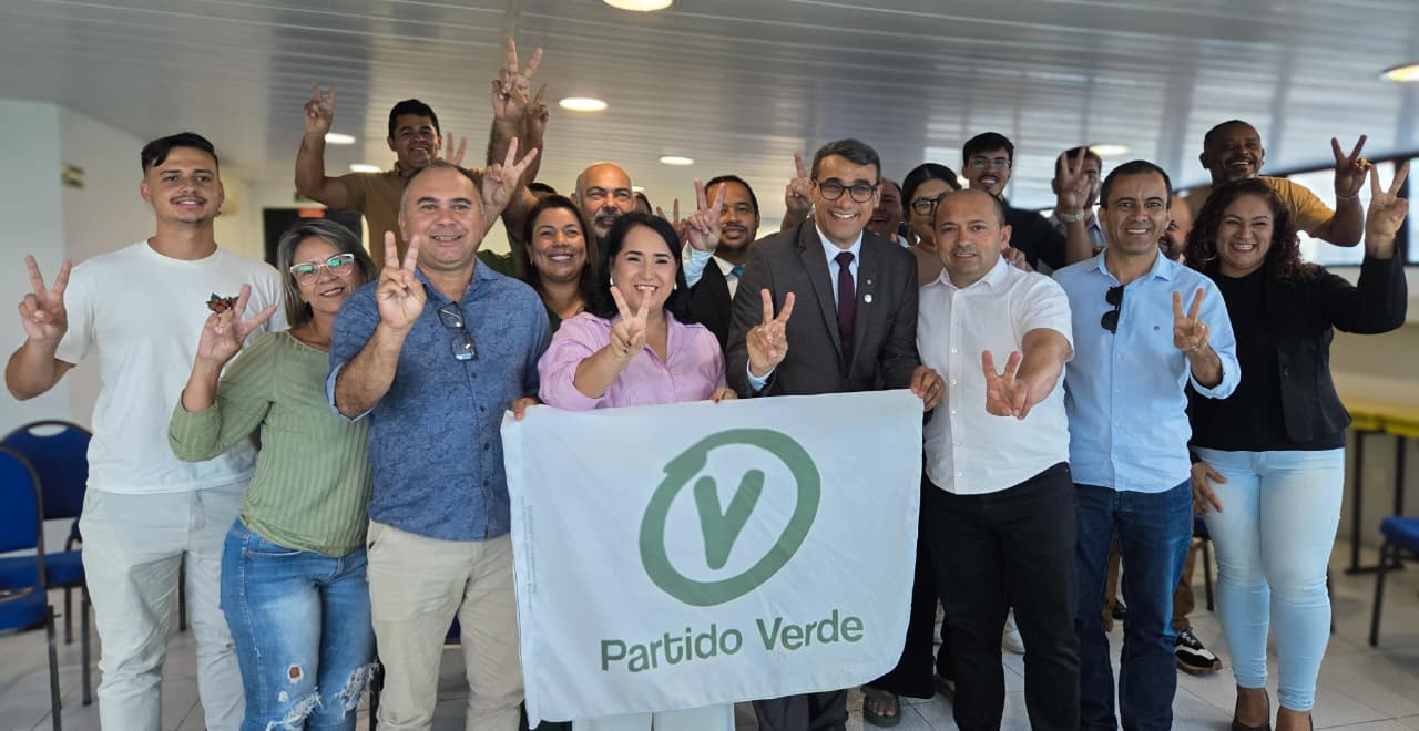 Deputado Chió oficializa filiação ao PV para disputa das Eleições 2026